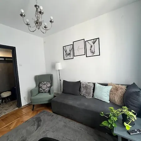 Groundfloor Rahmaninov Bükreş