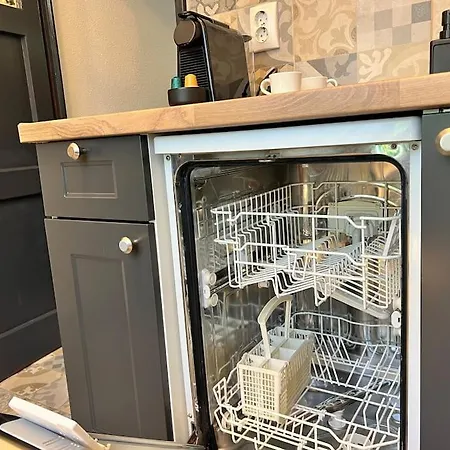 Groundfloor Rahmaninov Apartment