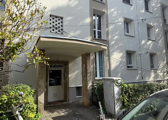 Groundfloor Rahmaninov * Bükreş