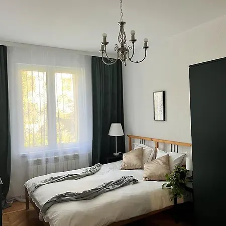 Groundfloor Rahmaninov Boekarest